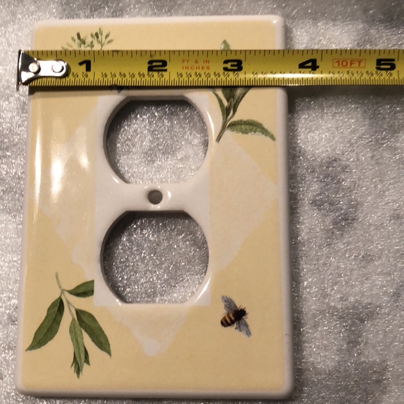 Ceramic Double Outlet Cover - Picture 3 of 4